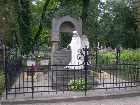 Прогулянка Лук'янівським кладовище